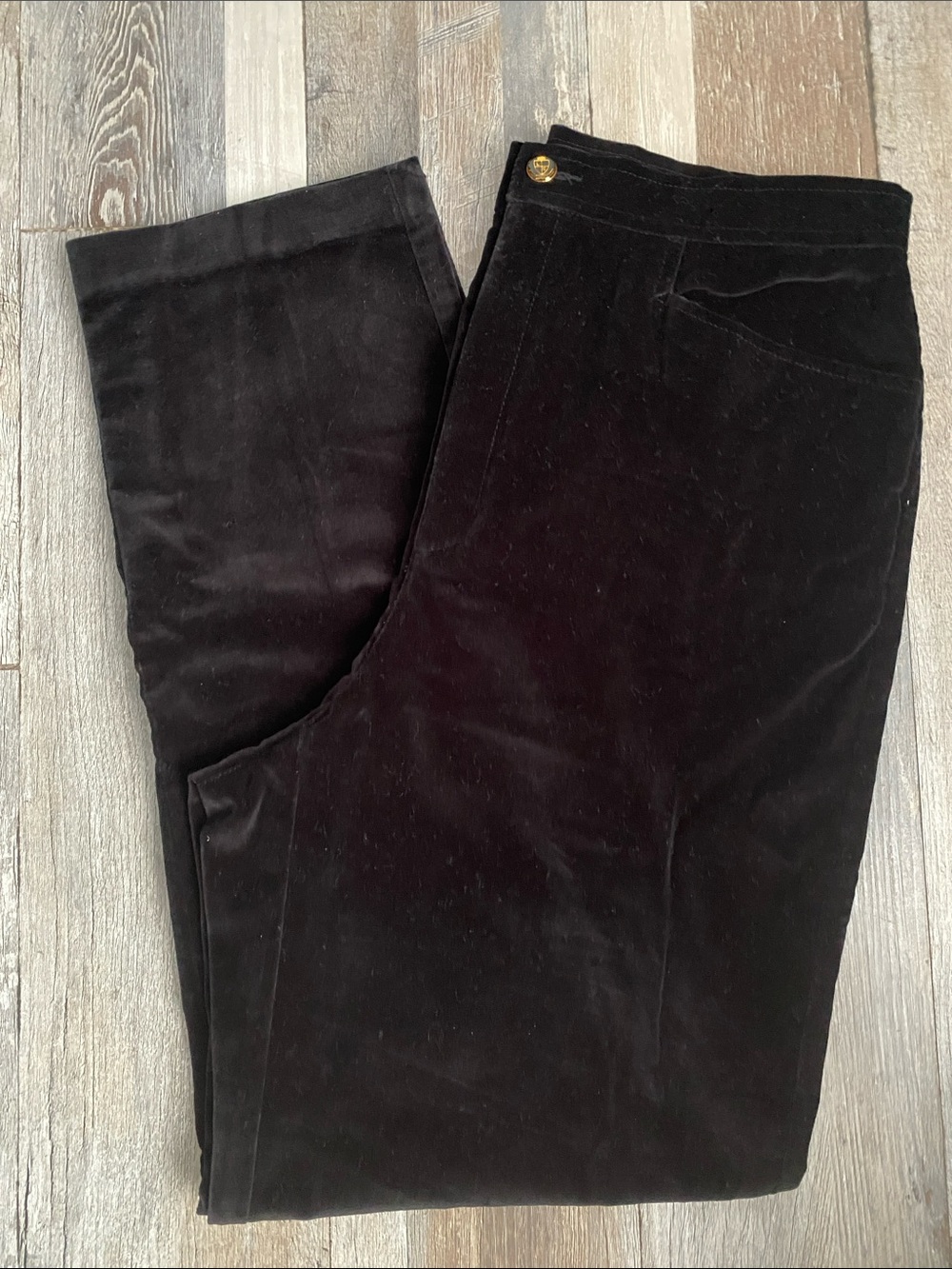 Liz Claiborne Black velvet Straight-Leg Pants with Gold Button